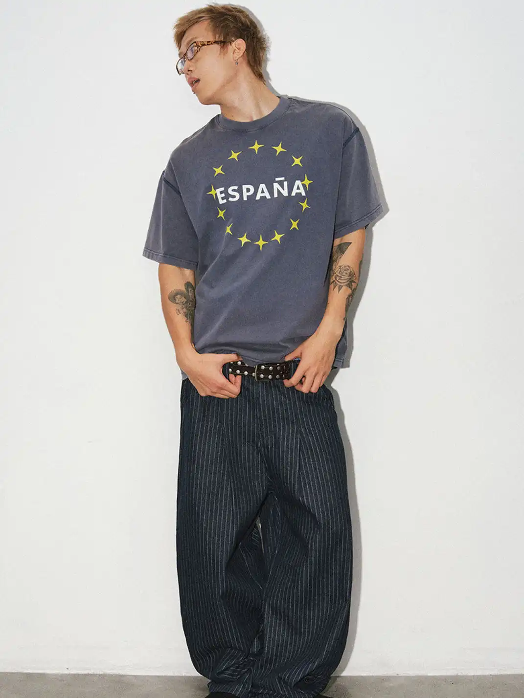 NOVACAM | Letter Logo Star Print T-Shirt