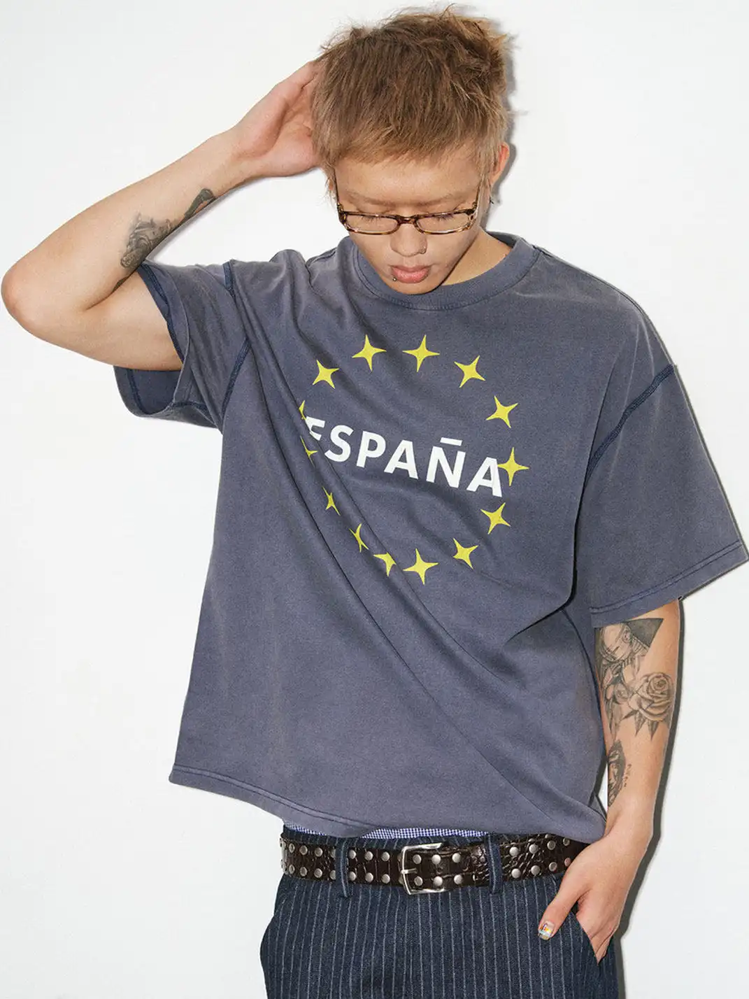 NOVACAM | Letter Logo Star Print T-Shirt