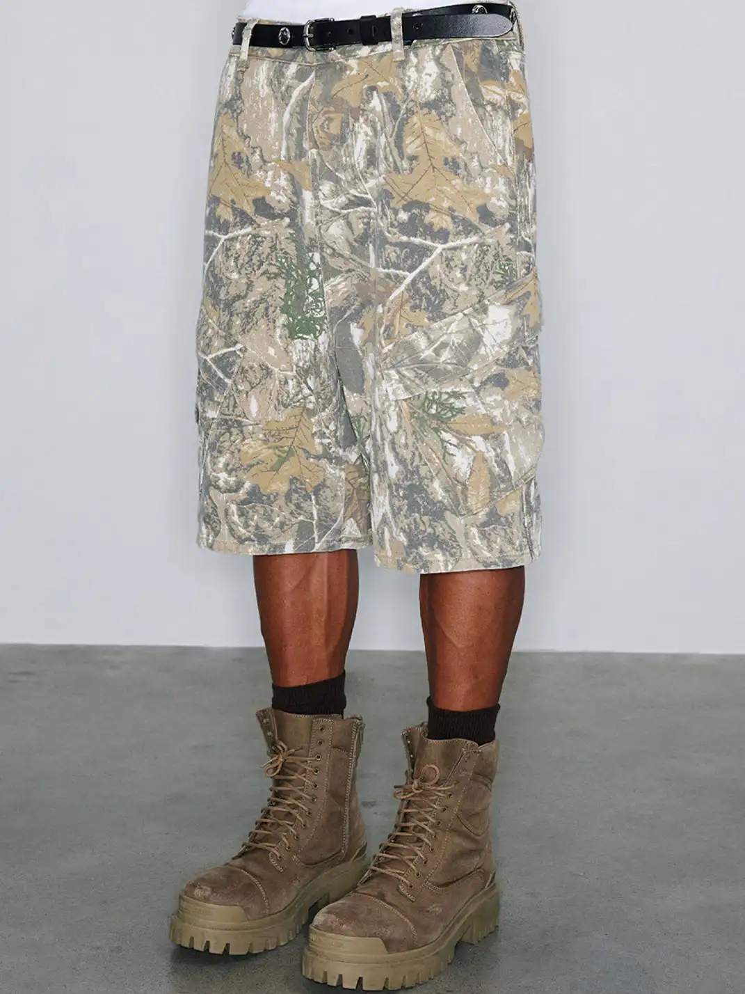 NOVACAM | Vintage Branch Camo Cargo Shorts