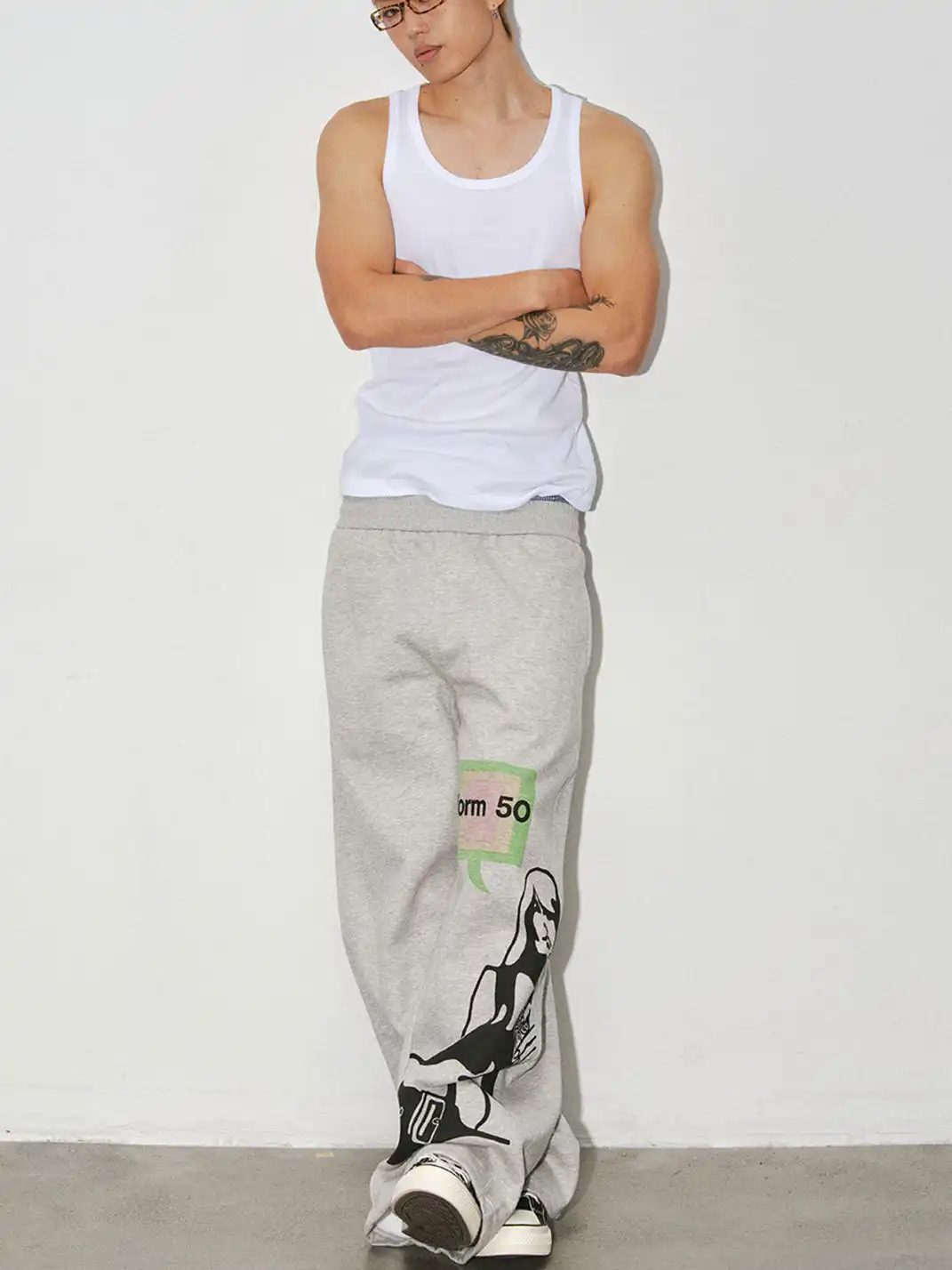 NOVACAM | Portrait Print Curved Wide-Leg Sweatpants