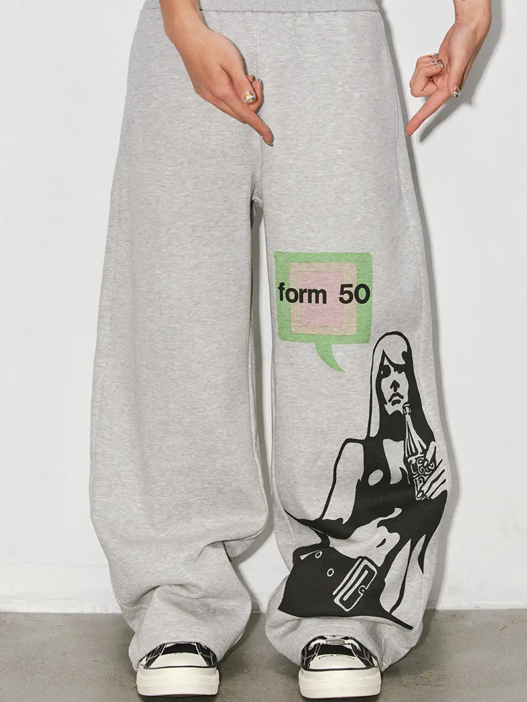 NOVACAM | Portrait Print Curved Wide-Leg Sweatpants