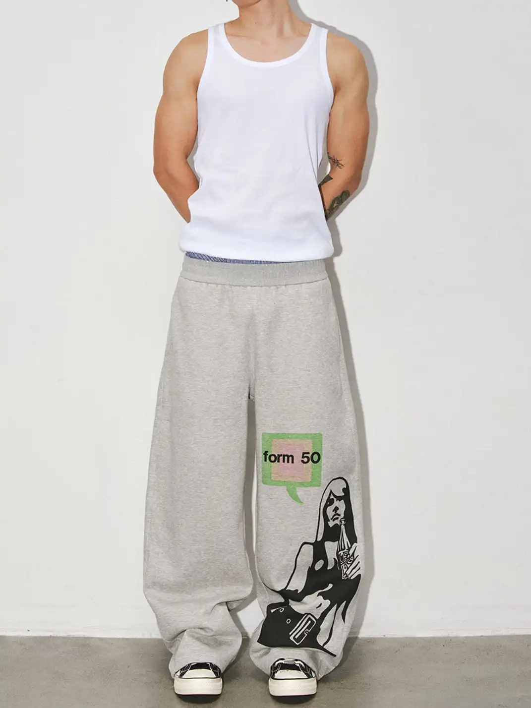 NOVACAM | Portrait Print Curved Wide-Leg Sweatpants