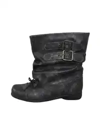 Mooreyu | Round Toe Washed Ruched Buckle Calf Boots