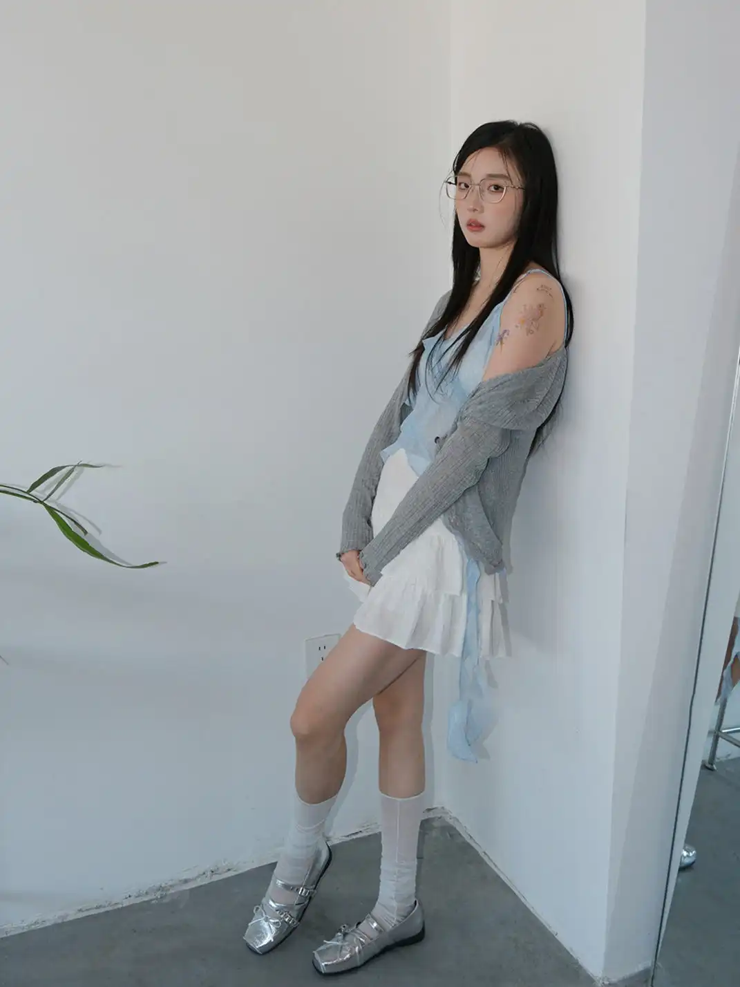 Mooreyu | Bow Low-Cut Rivet Ballet Flats