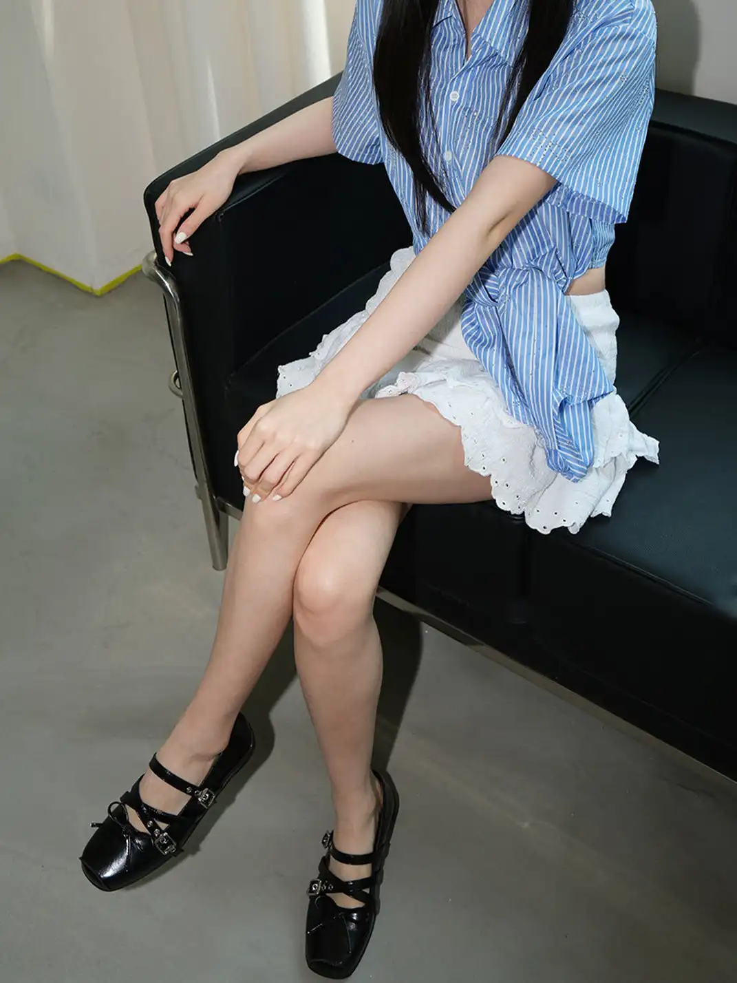 Mooreyu | Bow Low-Cut Rivet Ballet Flats