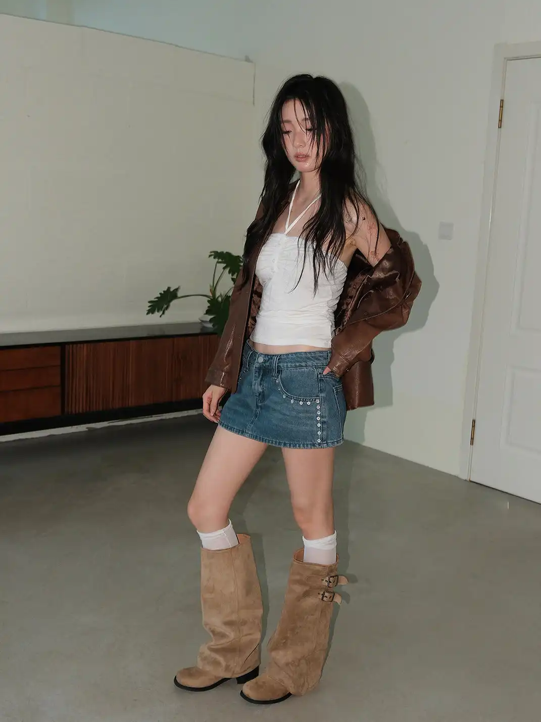 Mooreyu | Leather Block Heel Ruched Buckle Boots