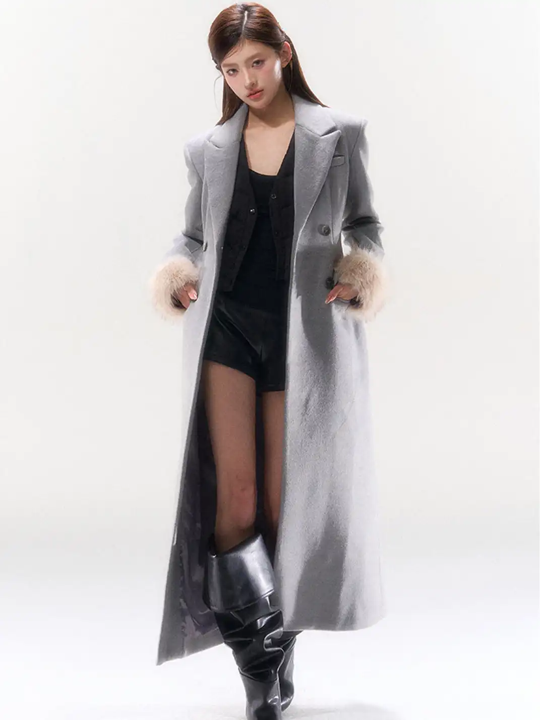 HiimDai | Hugging Hip Leather Shorts