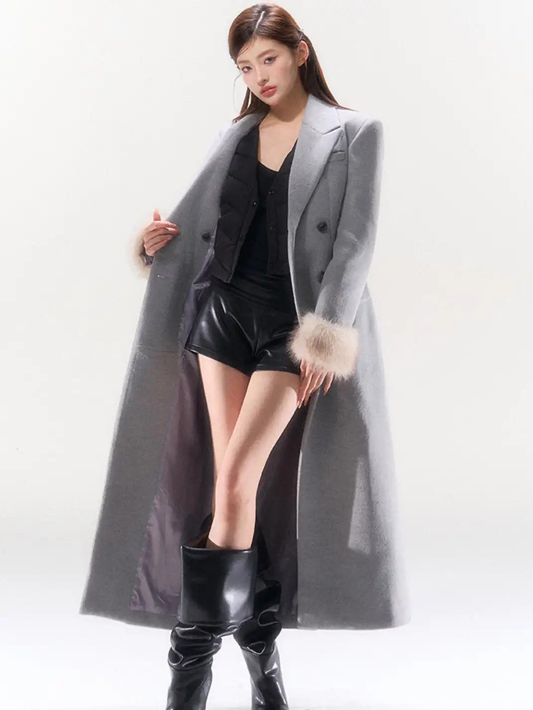 HiimDai | Hugging Hip Leather Shorts