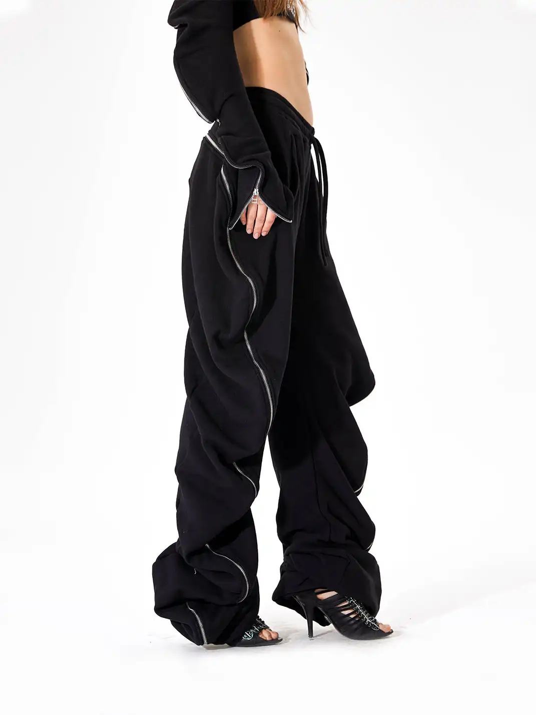 JUSTLIK3US | Zipper Decor Curved Wide Leg Sweatpants
