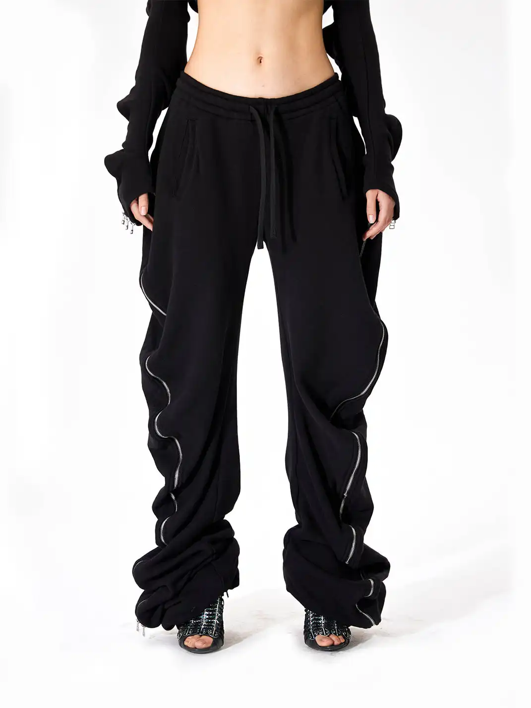 JUSTLIK3US | Zipper Decor Curved Wide Leg Sweatpants