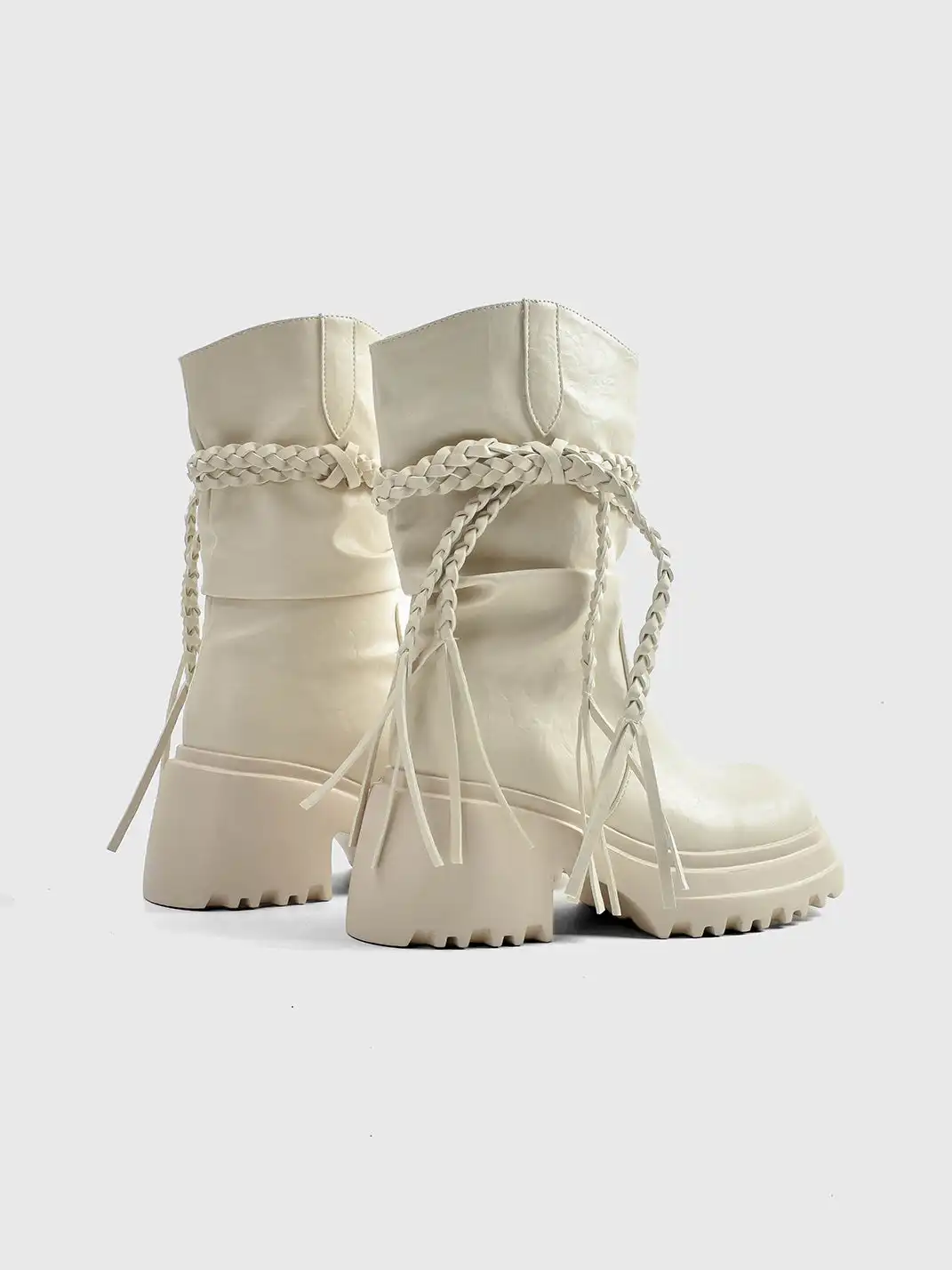 RONG | Fringe V-Platform Calf Boots