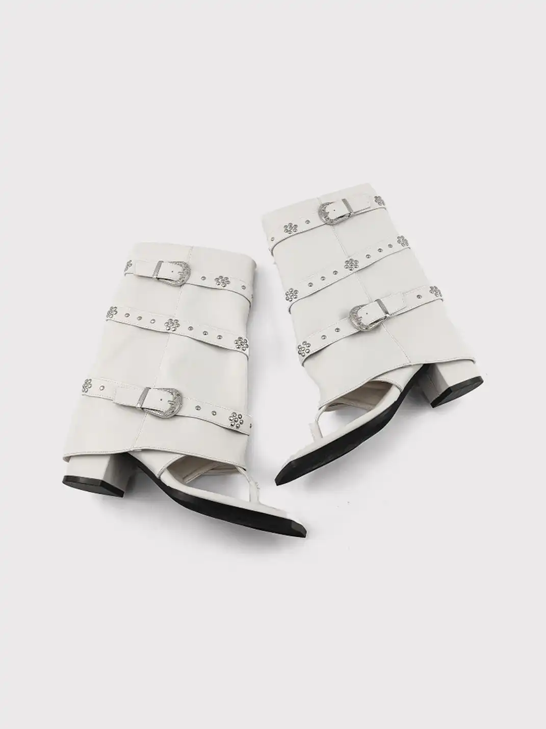 RONG | Rivet Buckle Thong Sandal Boots