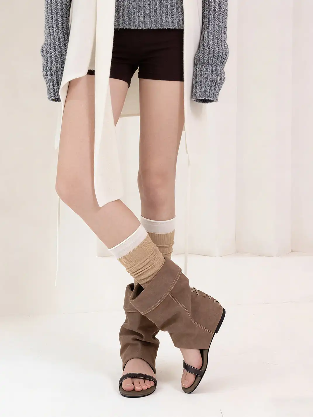 RONG | One-Open Toe Slouchy Hidden Heel Sandals
