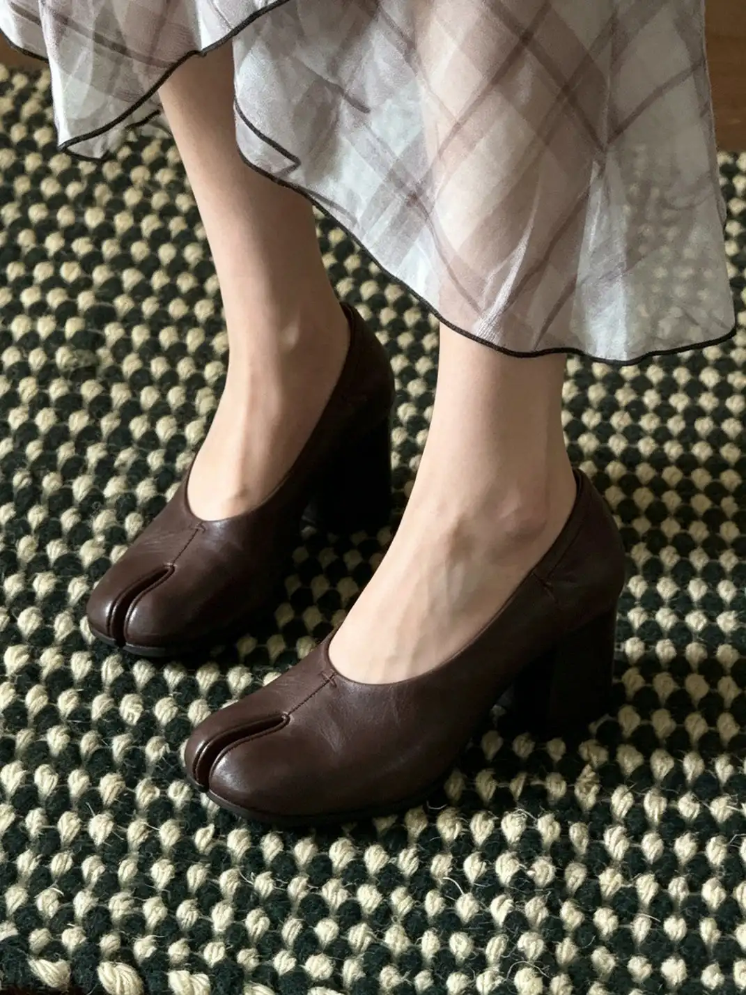 RONG | Split Toe Slip On Chunky Heels