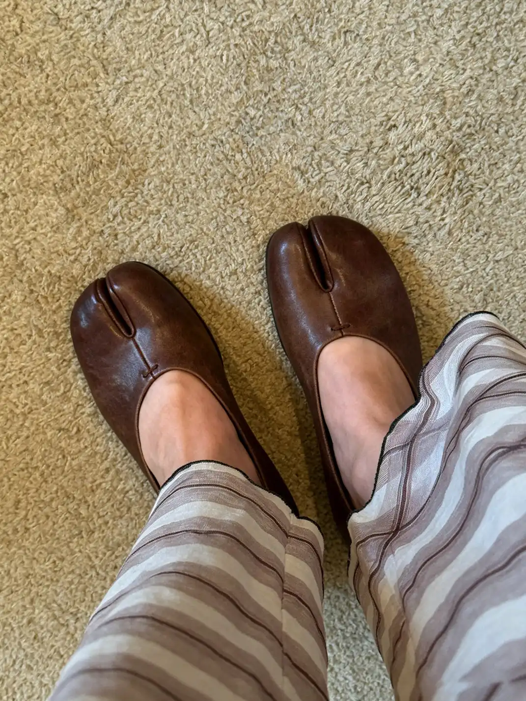 RONG | Split Toe Slip On Chunky Heels