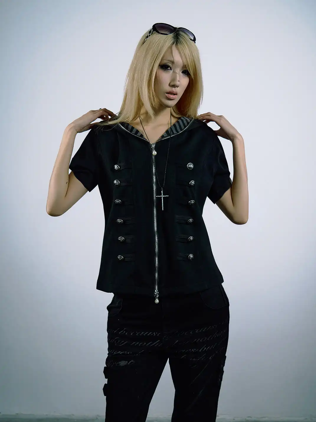 PAIKI | Buttoned Hooded Zip-Up Jacket