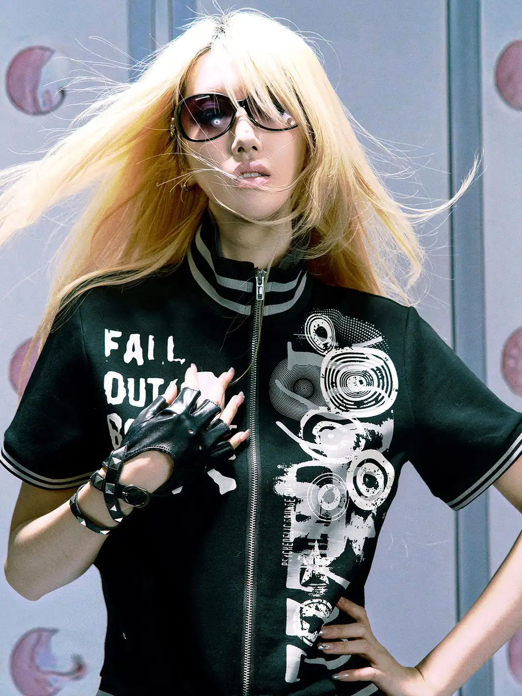 PAIKI | Skull & Note Stand Collar Zip-Up T-Shirt