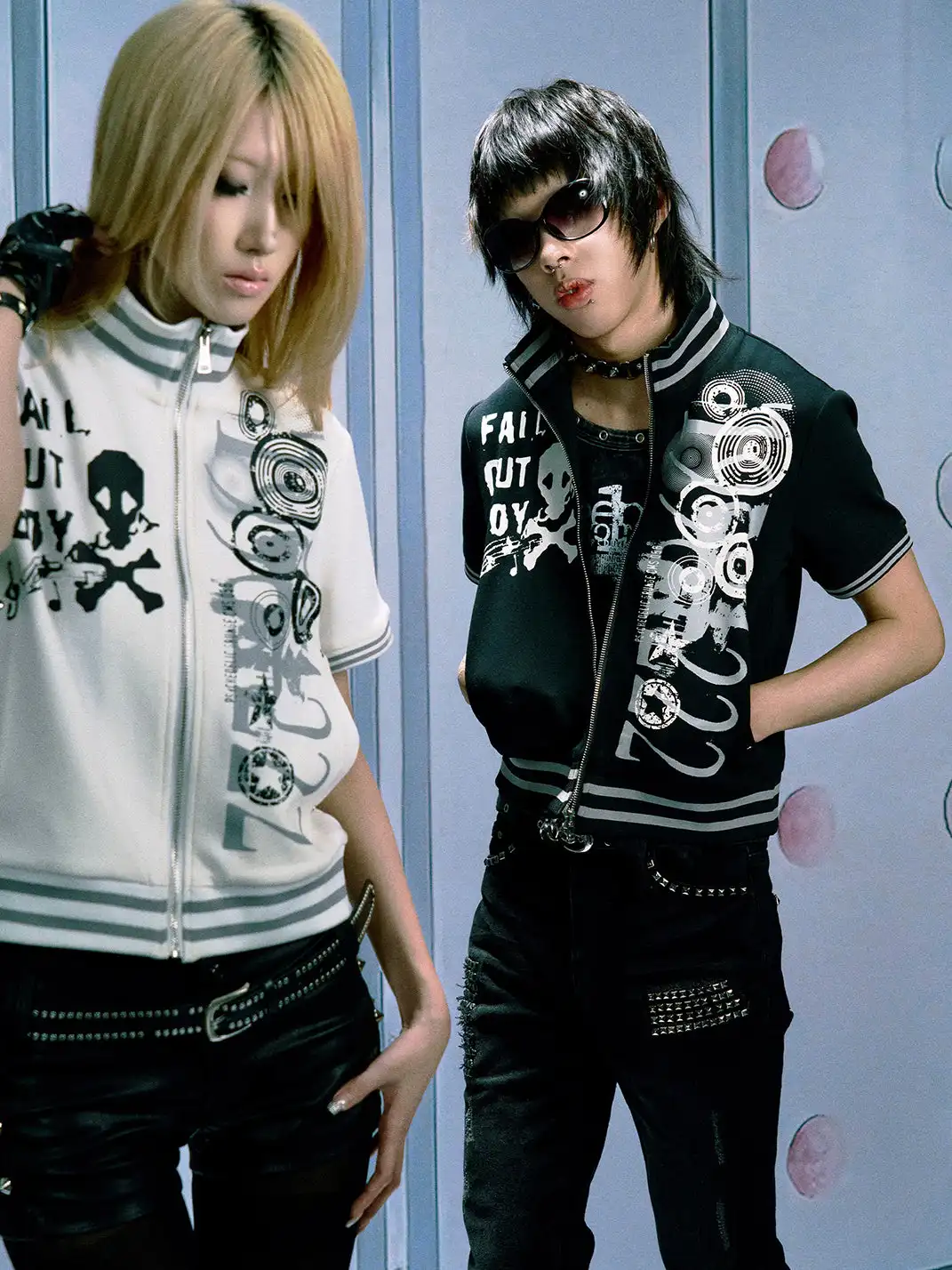 PAIKI | Skull & Note Stand Collar Zip-Up T-Shirt