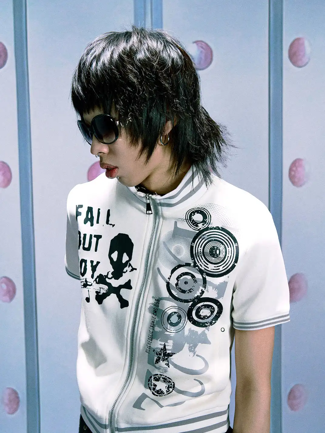 PAIKI | Skull & Note Stand Collar Zip-Up T-Shirt