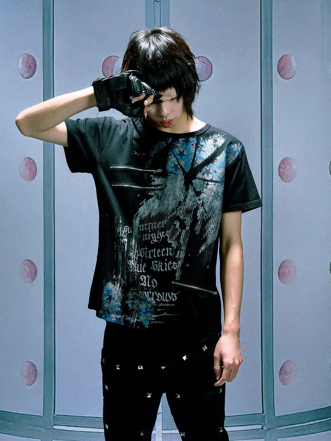 PAIKI | Star Leopard Regular Shoulder T-Shirt