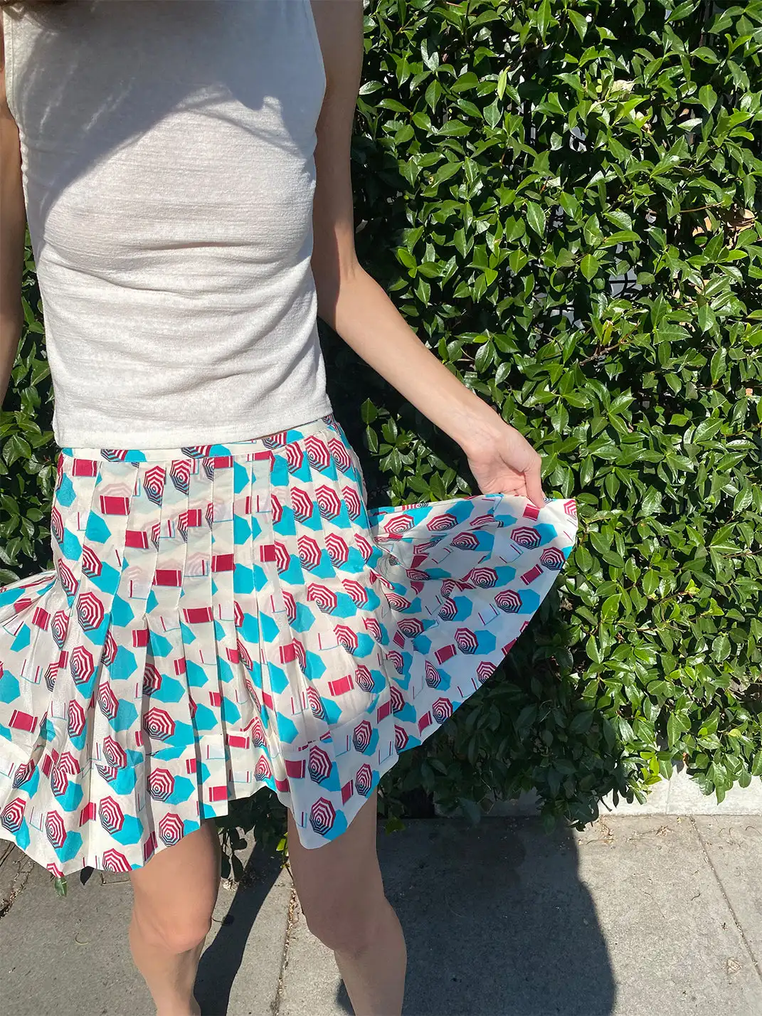 Risque Rose | Silk Crepe De Chine Umbrella Printed Pleated Skirt