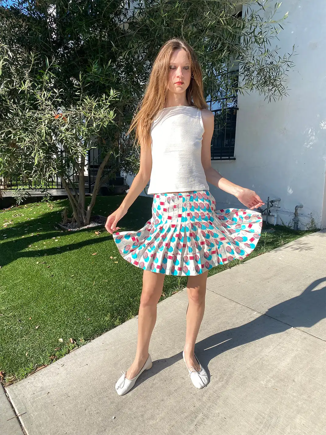 Risque Rose | Silk Crepe De Chine Umbrella Printed Pleated Skirt