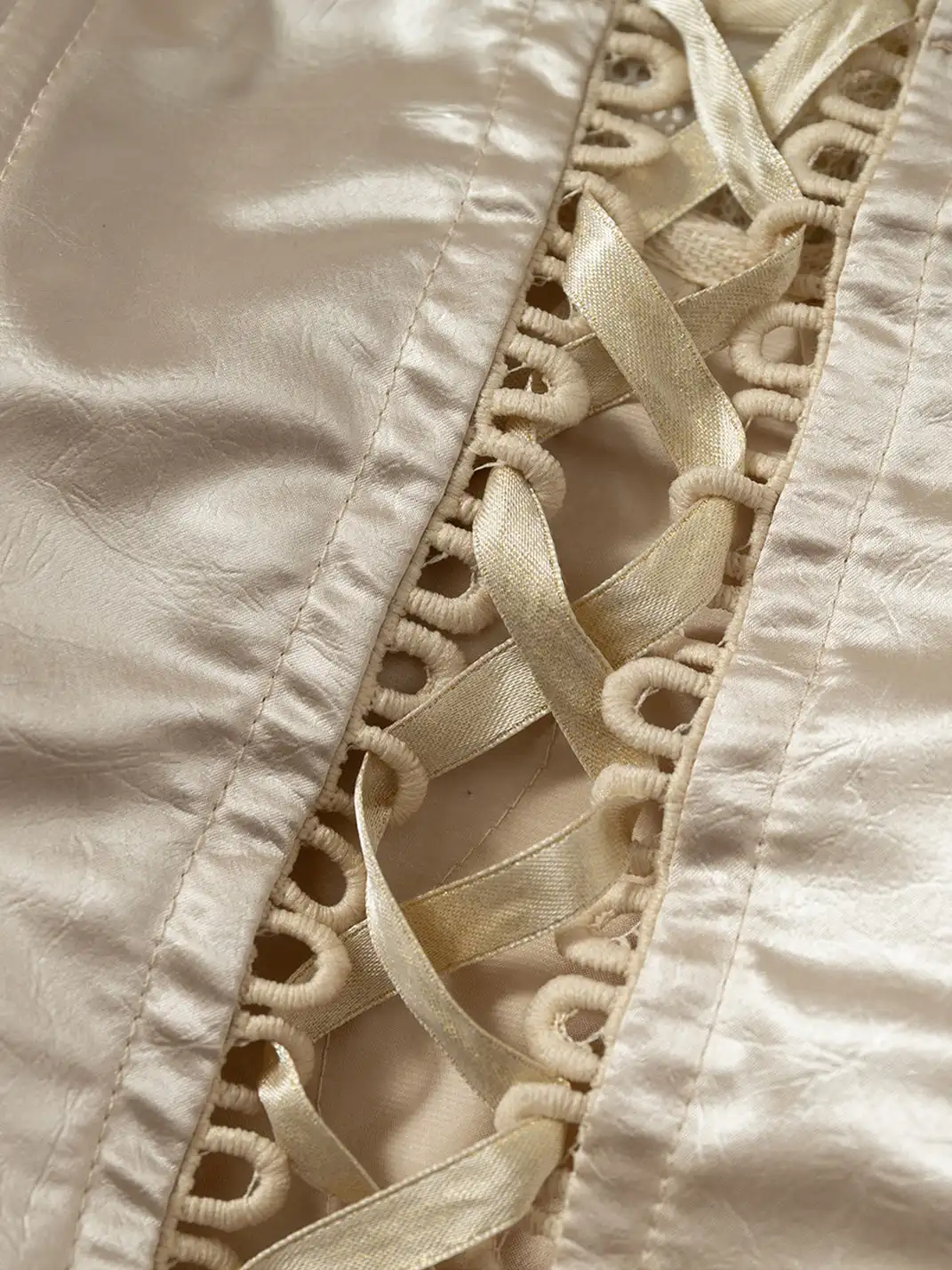 NO ROMANCE | Lace Satin Trim Fake Two-Piece Camisole Vest