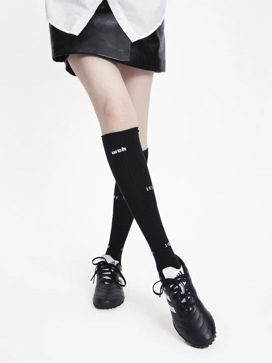 SS2L | Solid Color Letter Calf Socks