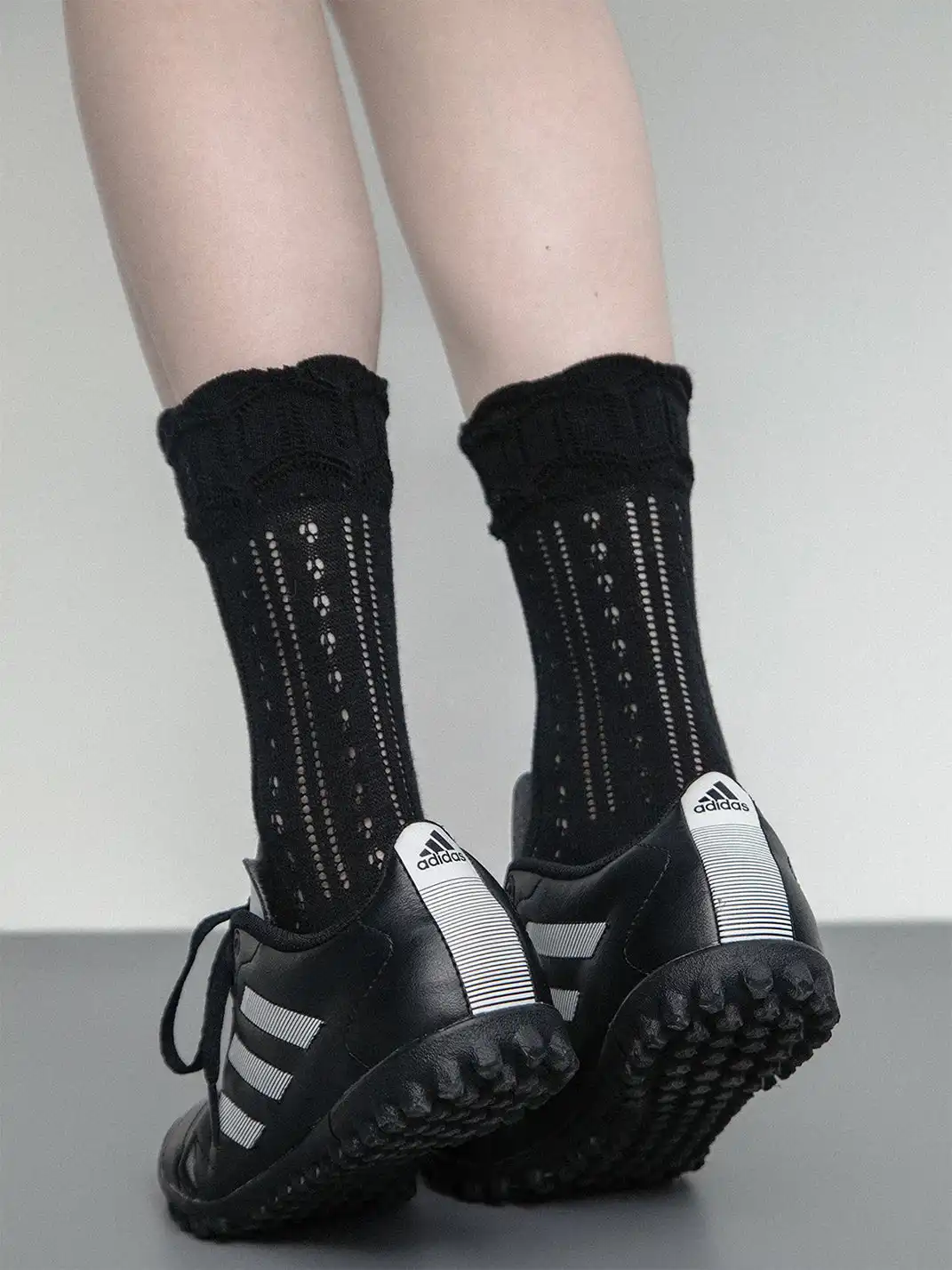 SS2L | Hollow Out Lace Jacquard Mesh Mid-Calf Socks