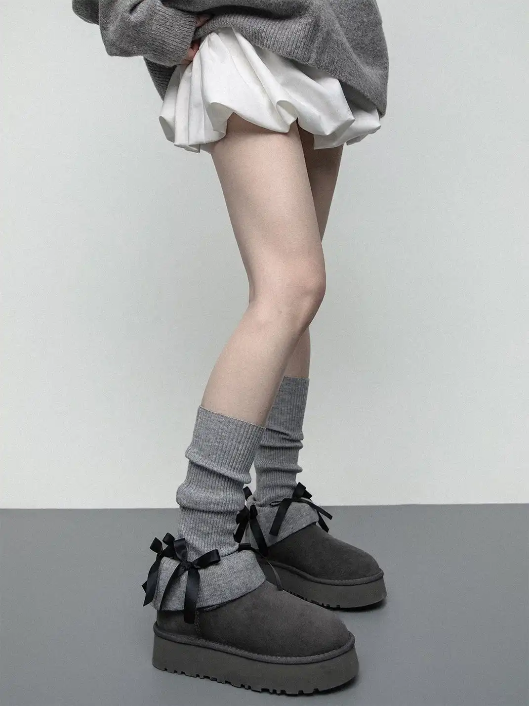 SS2L | Bow Flared Slouch Socks