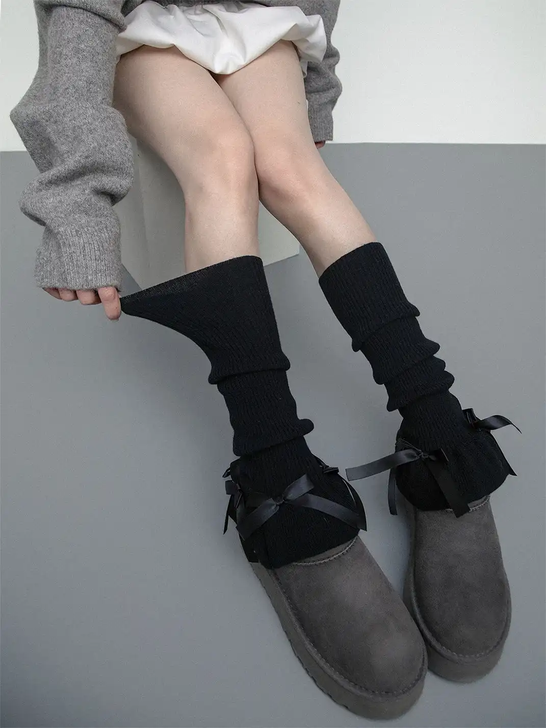 SS2L | Bow Flared Slouch Socks