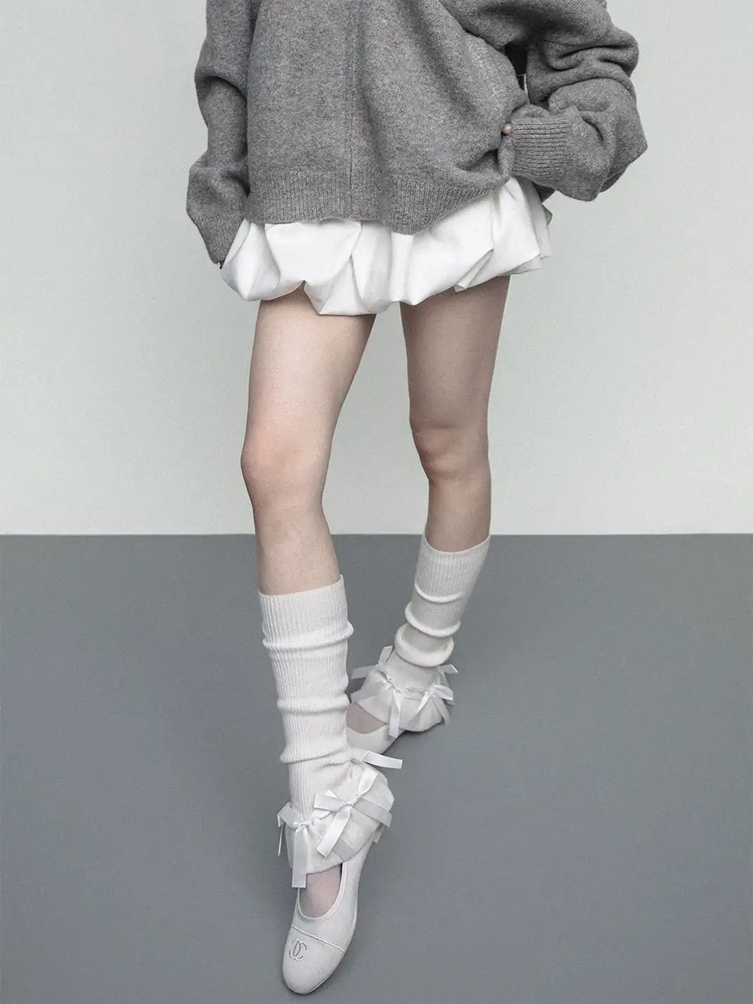 SS2L | Bow Flared Slouch Socks