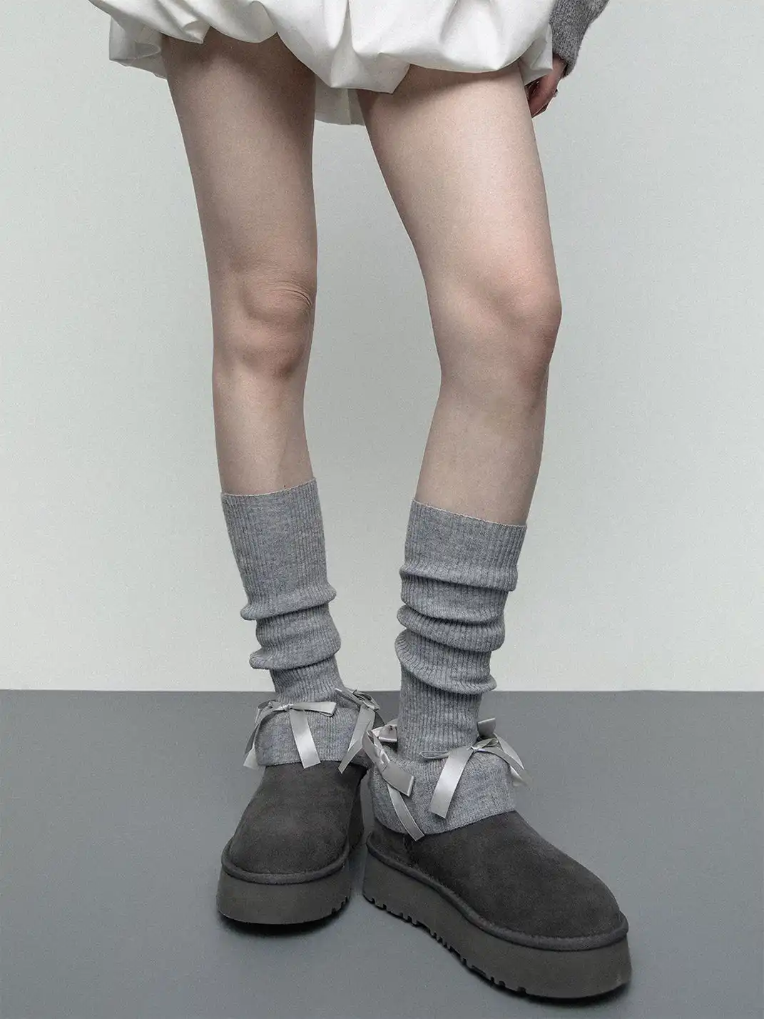 SS2L | Bow Flared Slouch Socks