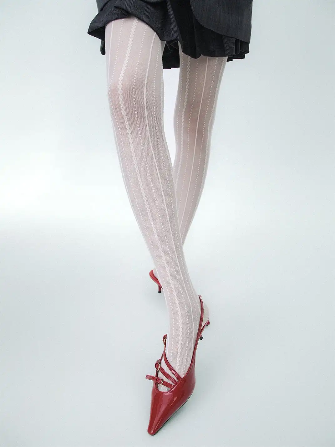 SS2L | Chain Pattern Lace Pantyhose