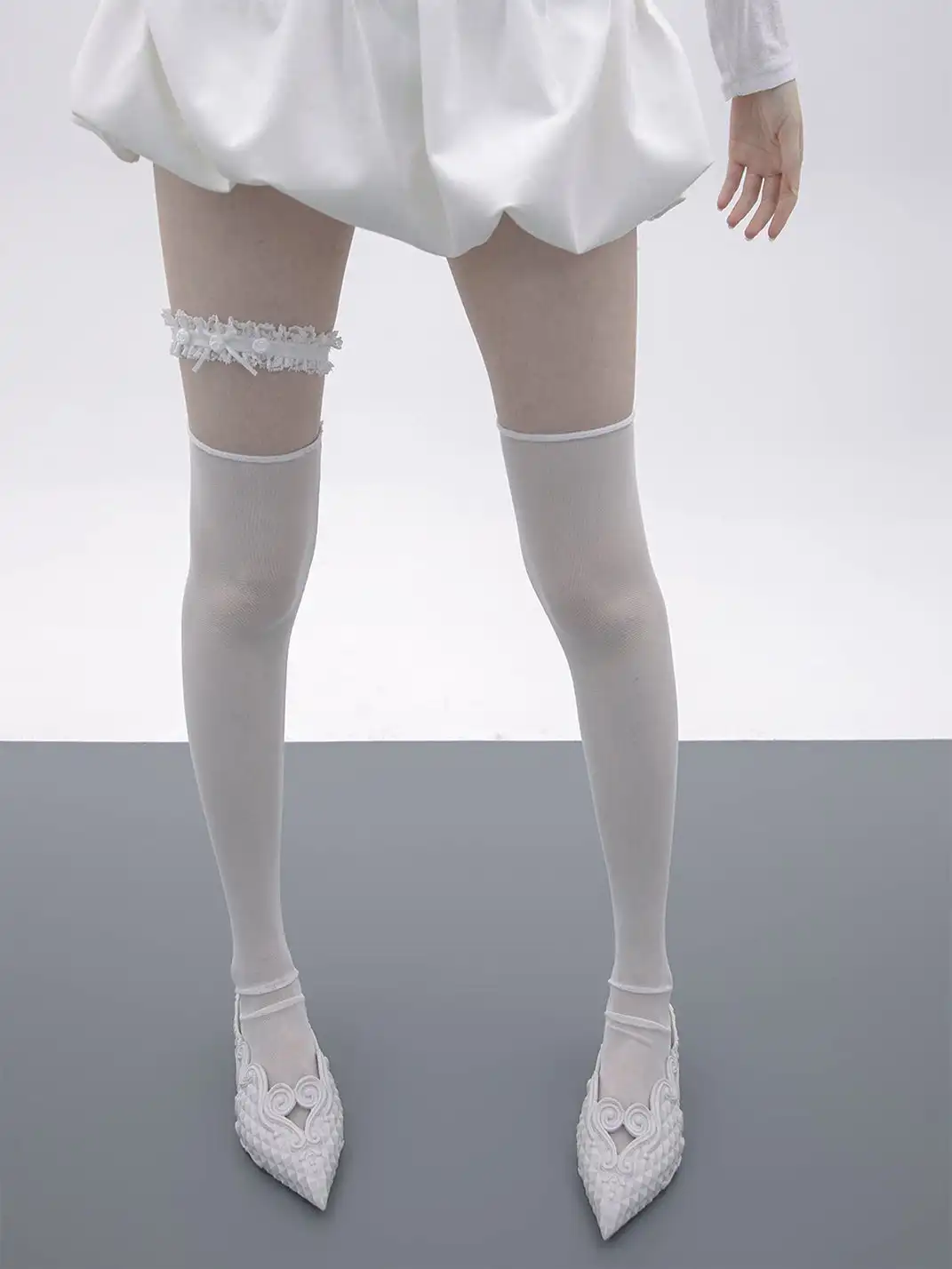 SS2L | Ruffled Stretch Mesh Slouch Socks