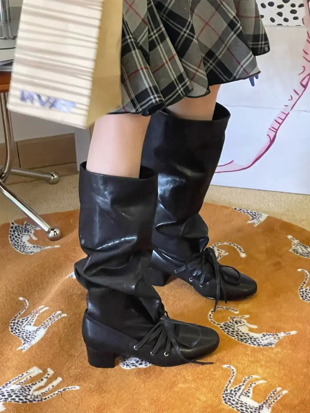 Inthemirror | Round Toe Lace-Up Ruched Slouchy Boots
