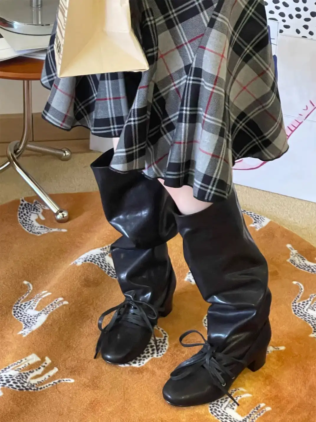 Inthemirror | Round Toe Lace-Up Ruched Slouchy Boots