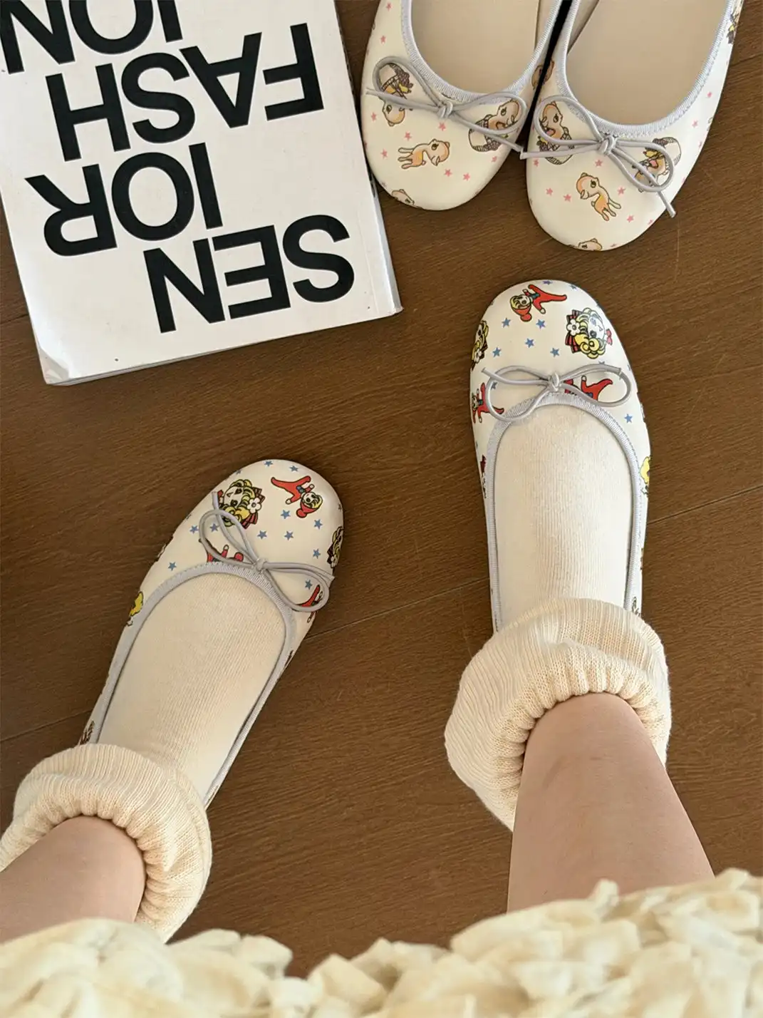 Inthemirror | Bow Printed Flat Ballet Shoes