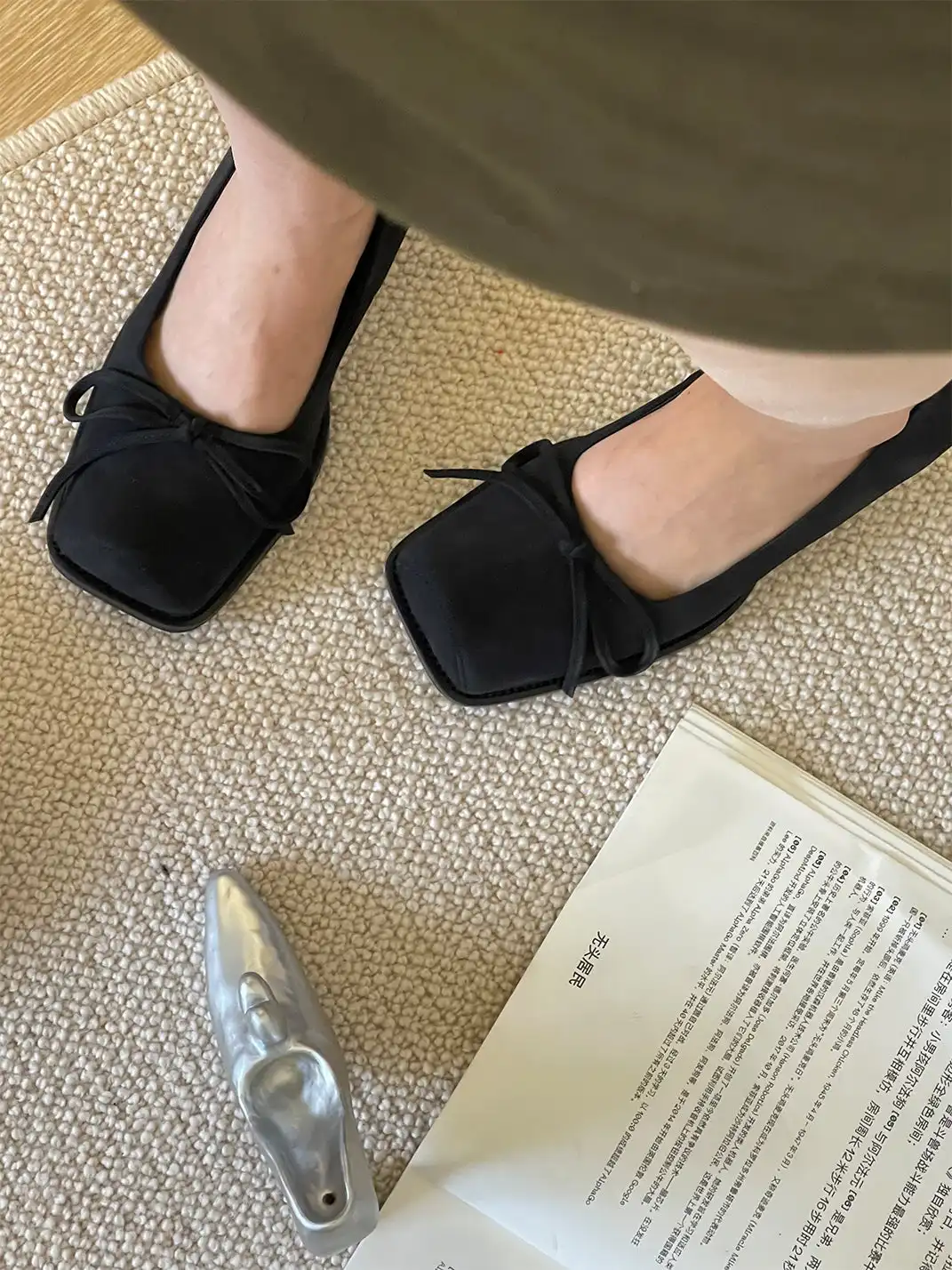 Inthemirror | Square Toe Matte Bow High Heels