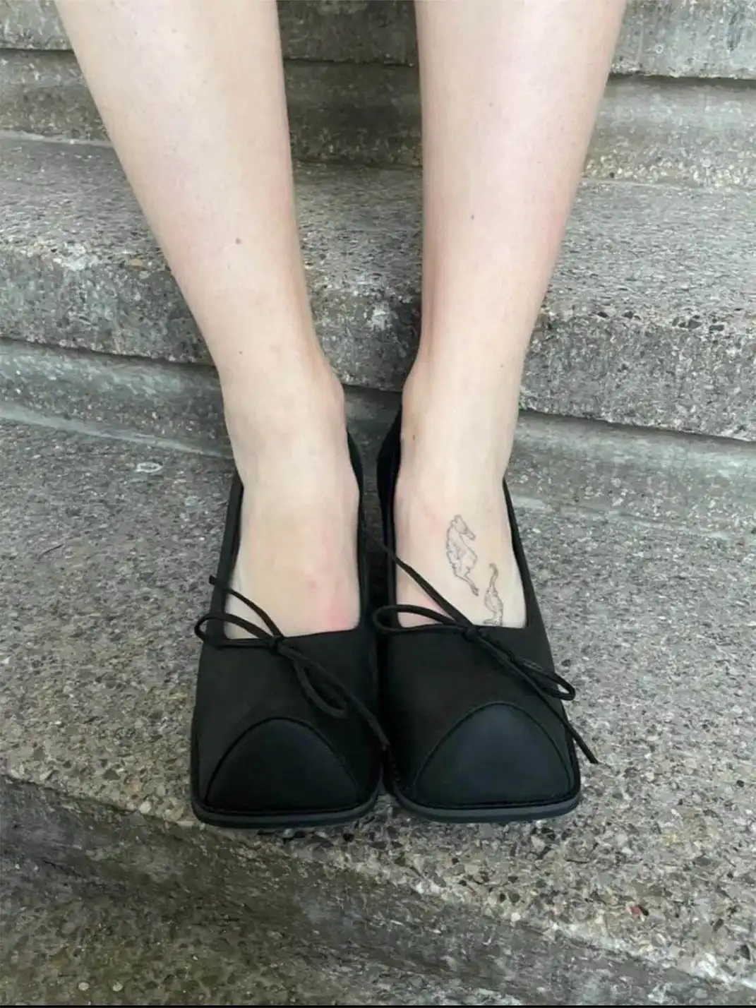 Inthemirror | Square Toe Matte Bow High Heels