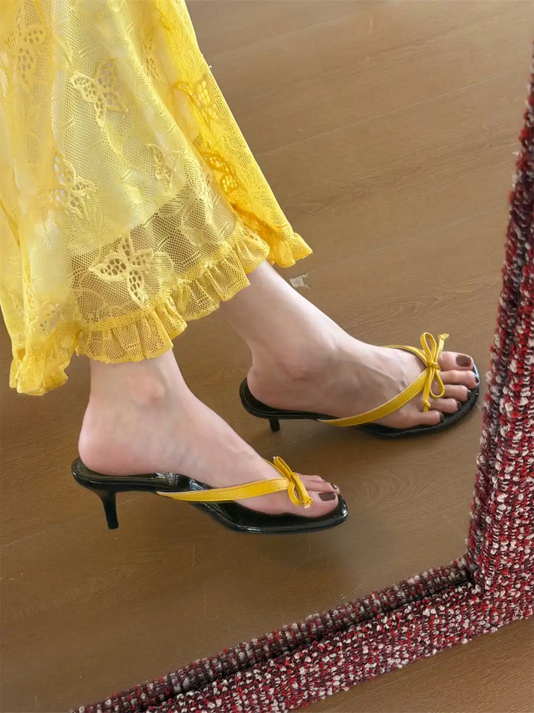 Inthemirror | Square Toe Bow High Heel Thong Sandals