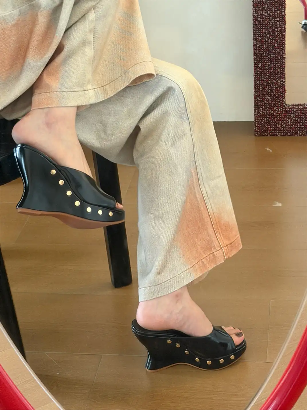 Inthemirror | Thick Sole Rivet Wedge Sandals Slippers