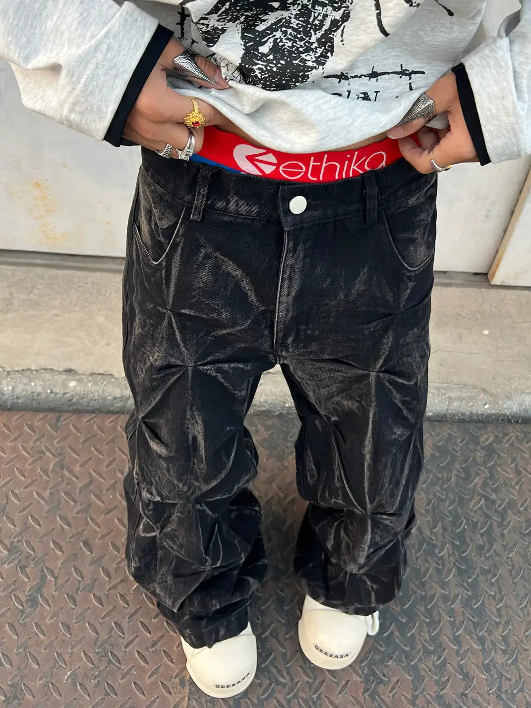 YIZILINGF | Pleated Waxed Jeans
