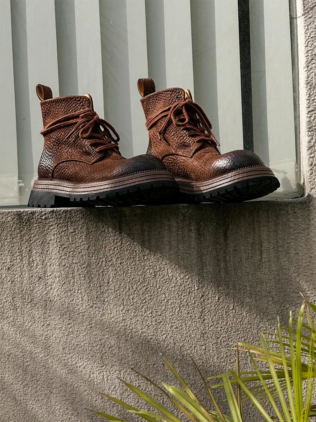 GSL | Top Layer Horsehide Platform Martin Boots