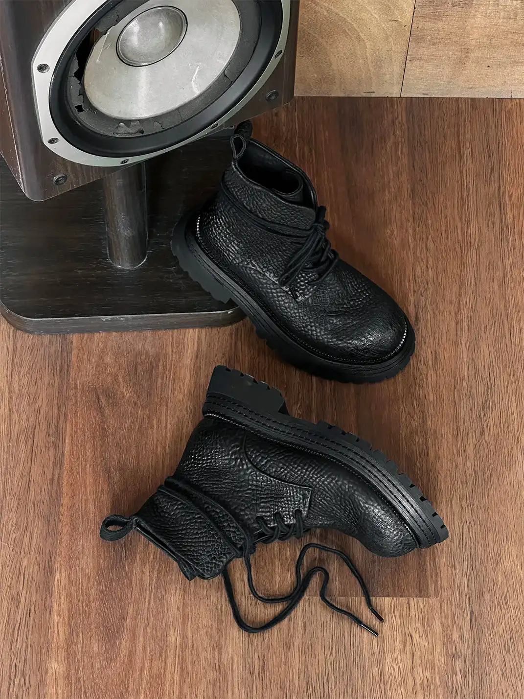 GSL | Top Layer Horsehide Platform Martin Boots