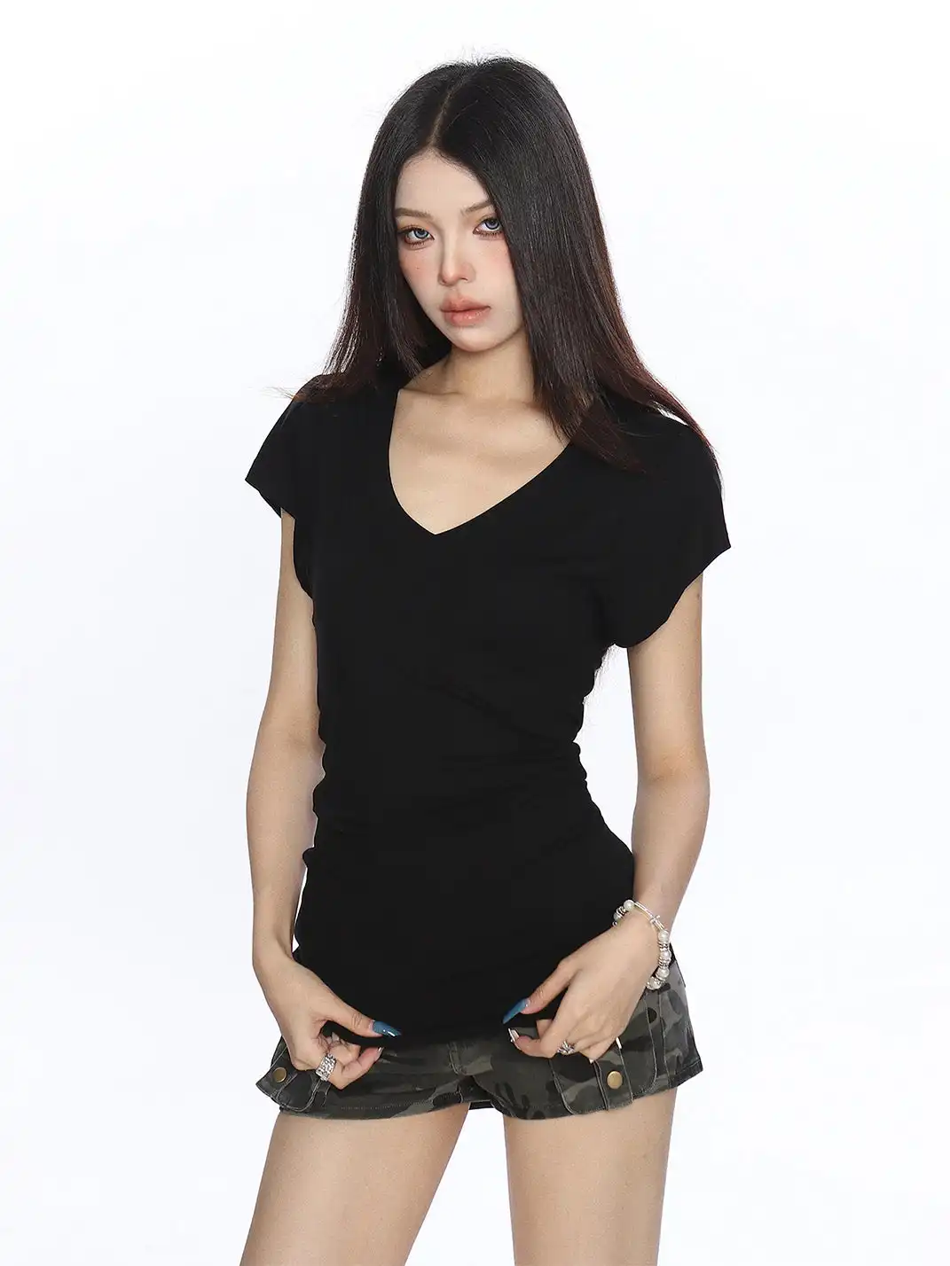 BIGGOLD | V-Neck Stacked Shoulder Regular Fit T-Shirt