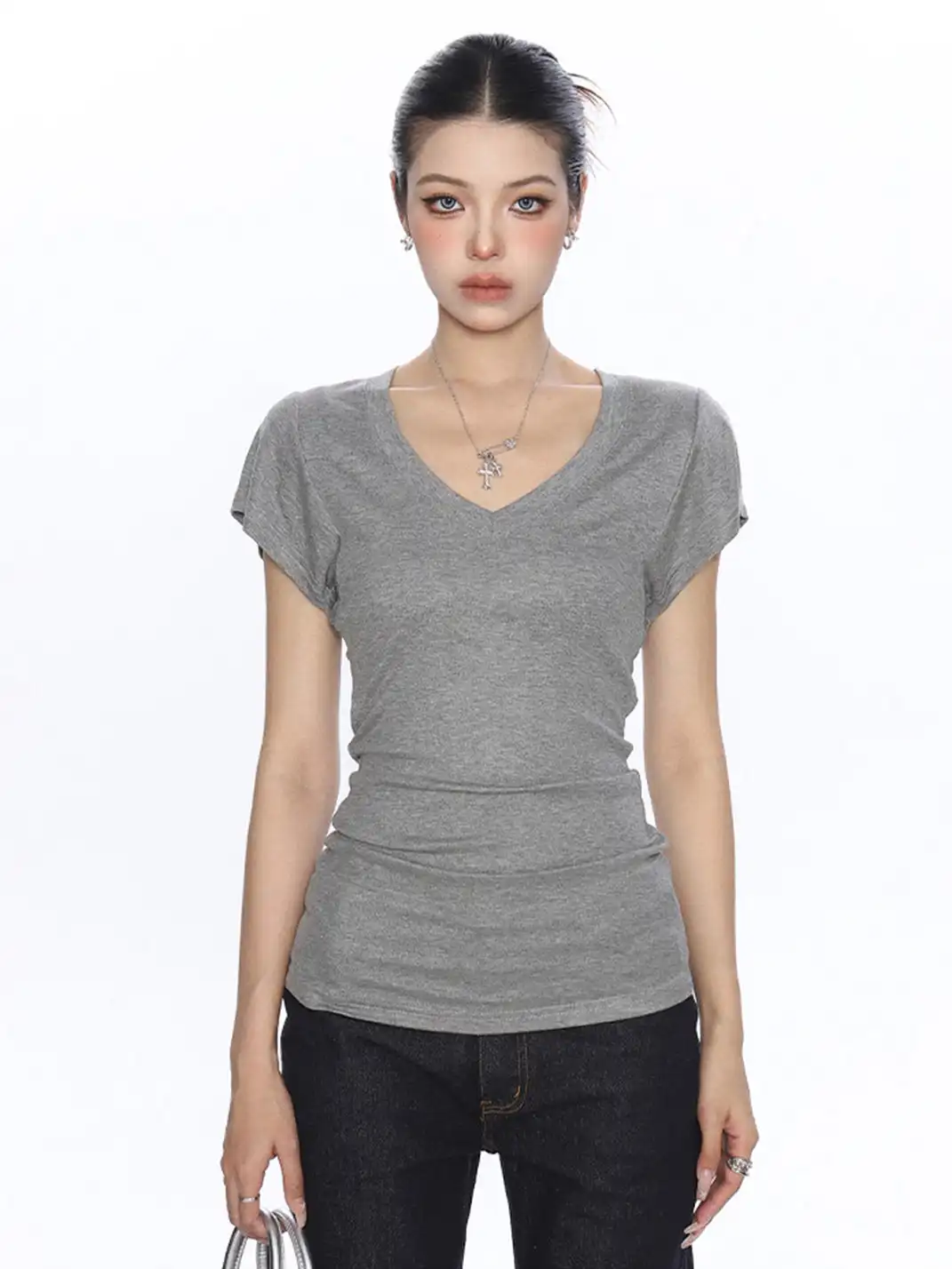 BIGGOLD | V-Neck Stacked Shoulder Regular Fit T-Shirt