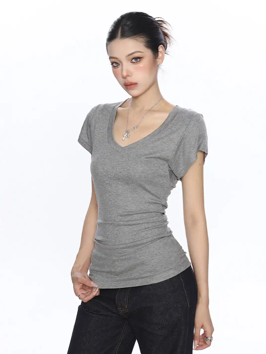 BIGGOLD | V-Neck Stacked Shoulder Regular Fit T-Shirt