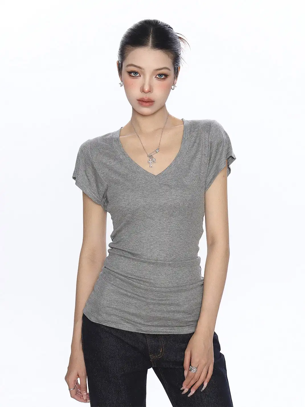 BIGGOLD | V-Neck Stacked Shoulder Regular Fit T-Shirt