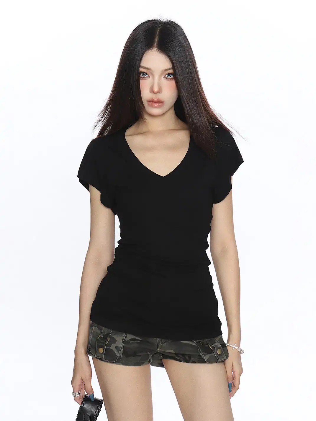 BIGGOLD | V-Neck Stacked Shoulder Regular Fit T-Shirt